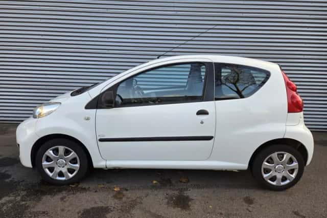Peugeot 107 (2011) thumbnail 4