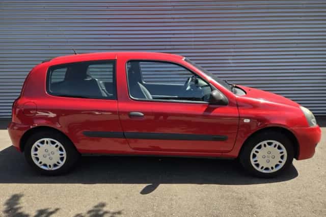 Renault Clio (2007) thumbnail 1