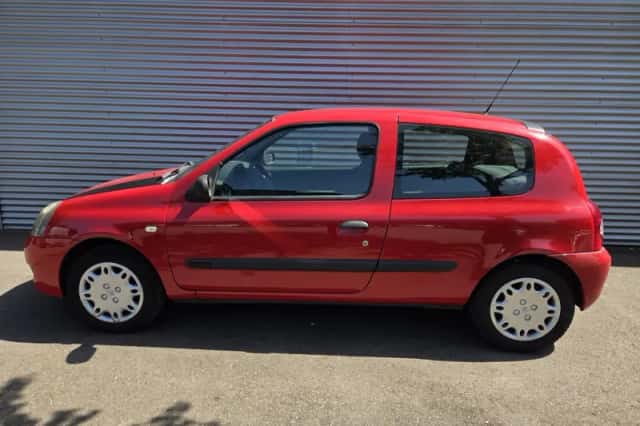 Renault Clio (2007) thumbnail 2