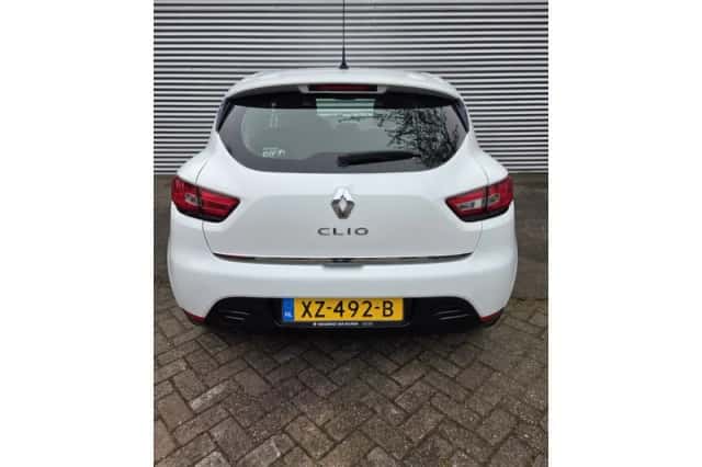 Renault Clio (2015) thumbnail 6