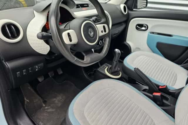 Renault Twingo (2016) thumbnail 2