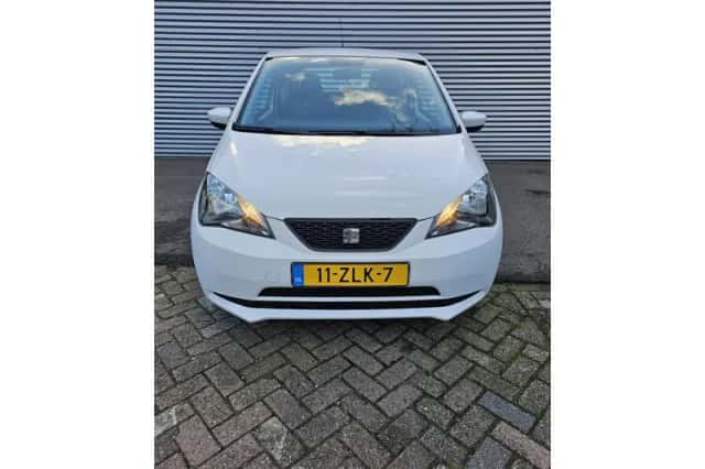 SEAT Mii (2012) thumbnail 2