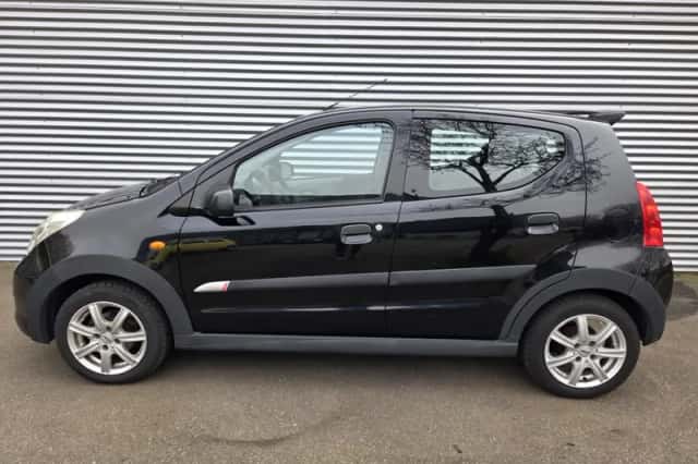 Suzuki Alto (2011) thumbnail 4