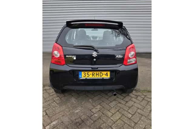 Suzuki Alto (2011) thumbnail 6