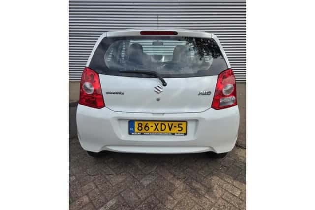 Suzuki Alto (2012) thumbnail 6