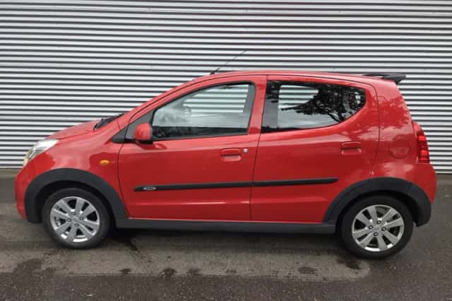 Suzuki Alto (2010) thumbnail 4