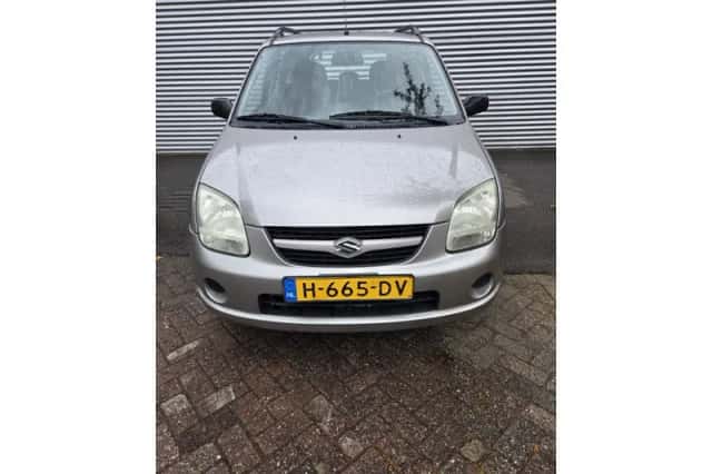 Suzuki Ignis (2005) thumbnail 6