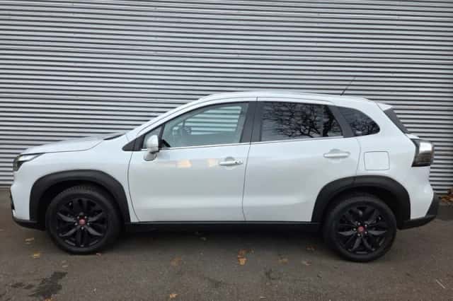 Suzuki S-Cross (2022) thumbnail 4