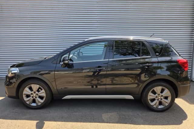 Suzuki S-Cross (2018) thumbnail 4