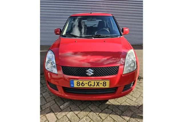 Suzuki Swift (2008) thumbnail 5
