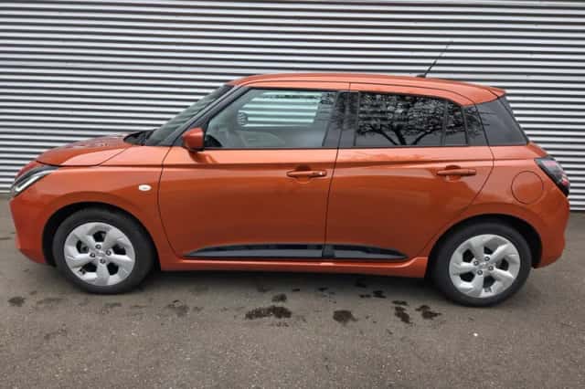 Suzuki Swift (2024) thumbnail 2
