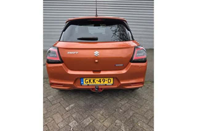 Suzuki Swift (2024) thumbnail 4
