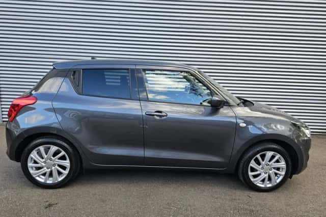Suzuki Swift (2023) thumbnail 1