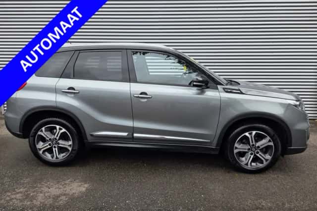 Suzuki Vitara (2015) thumbnail 1