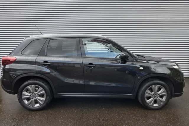 Suzuki Vitara (2023) thumbnail 1