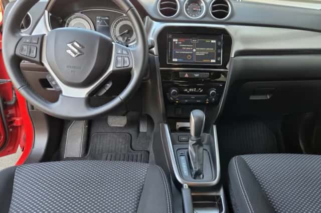 Suzuki Vitara (2021) thumbnail 3