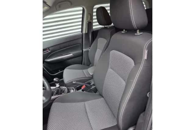 Suzuki Vitara (2021) thumbnail 3
