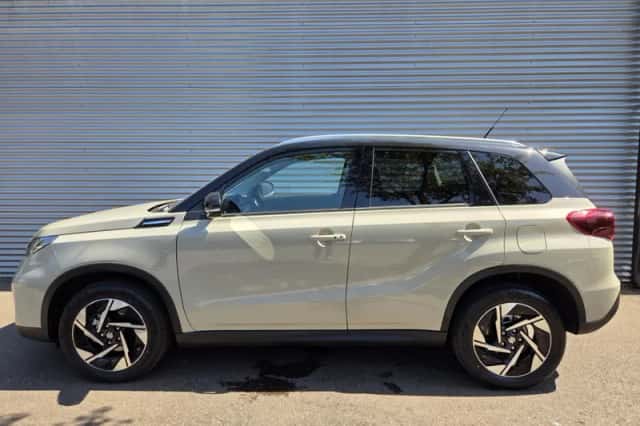 Suzuki Vitara (2024) thumbnail 4