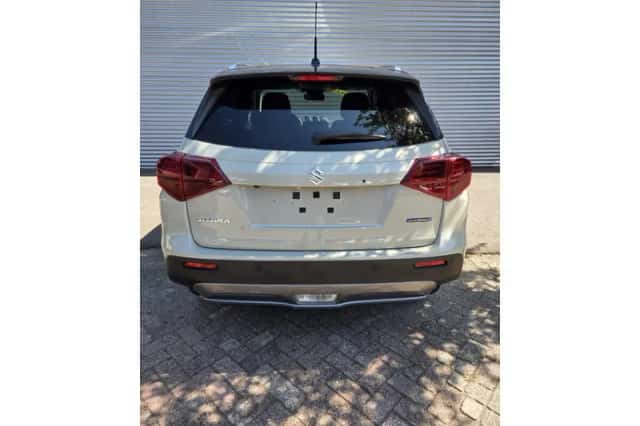 Suzuki Vitara (2024) thumbnail 5