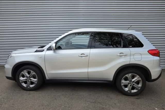 Suzuki Vitara (2017) thumbnail 4