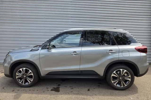 Suzuki Vitara (2024) thumbnail 4