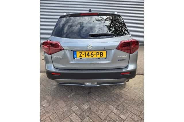 Suzuki Vitara (2024) thumbnail 6