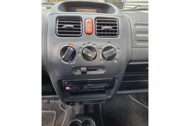 Suzuki Wagon (2006) thumbnail 5