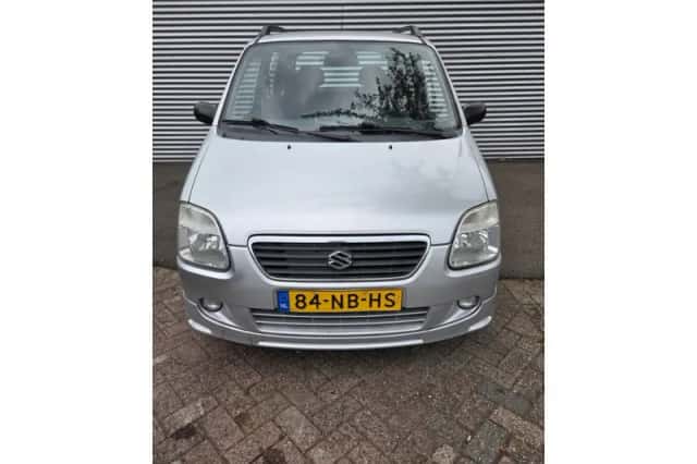 Suzuki Wagon R+ (2003) thumbnail 4