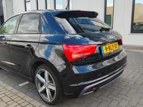 Audi A1 (2013) thumbnail 3