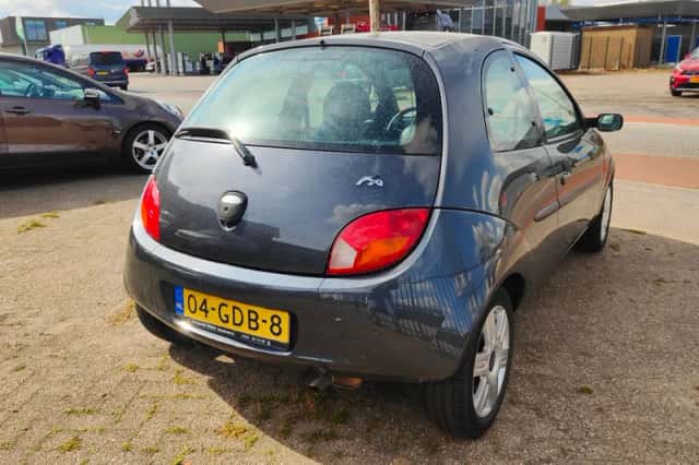 Ford Ka (2008) thumbnail 3