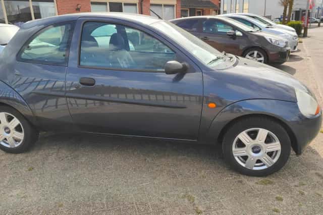 Ford Ka (2008) thumbnail 4