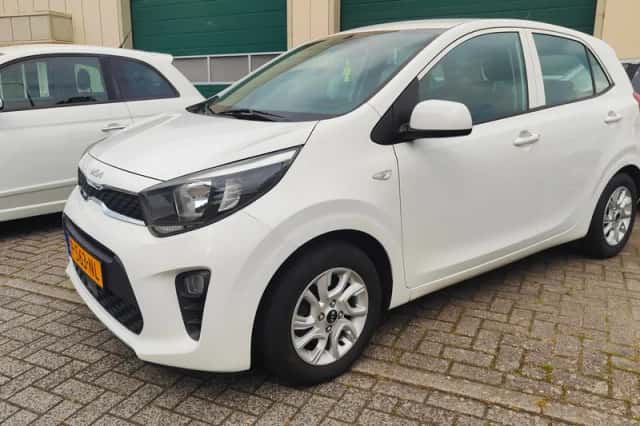Kia Picanto (2022) thumbnail 1