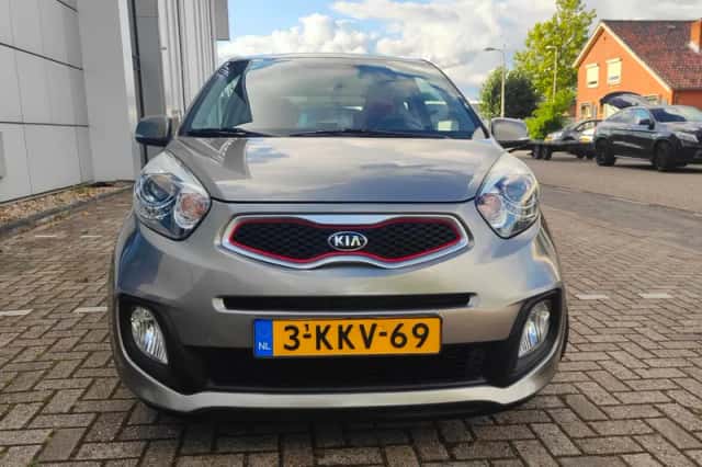 Kia Picanto (2013) thumbnail 6