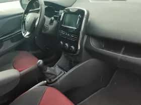 Renault Clio (2014) thumbnail 9