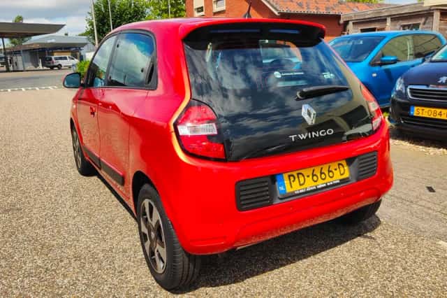 Renault Twingo (2017) thumbnail 3