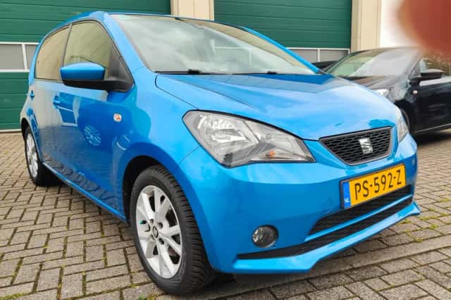 SEAT Mii (2017) thumbnail 6
