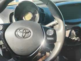 Toyota Aygo (2021) thumbnail 13