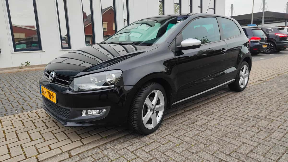Volkswagen Polo (2013) — foto 1