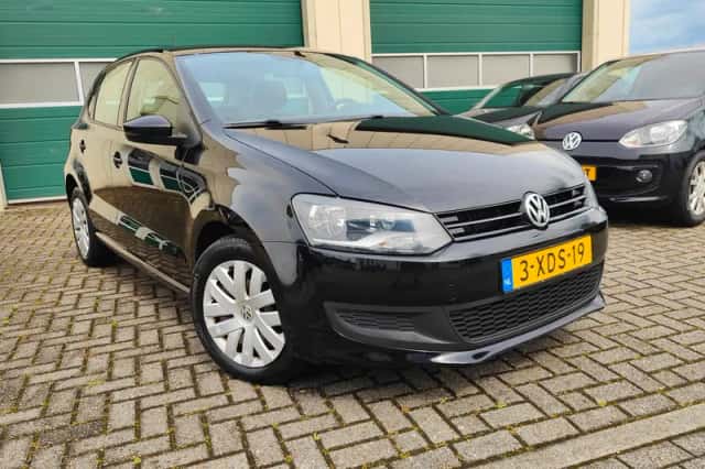 Volkswagen Polo (2014) thumbnail 5