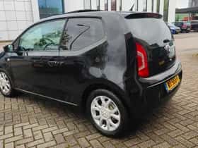 Volkswagen Up! (2013) thumbnail 2