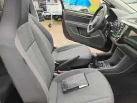 Volkswagen Up! (2013) thumbnail 9