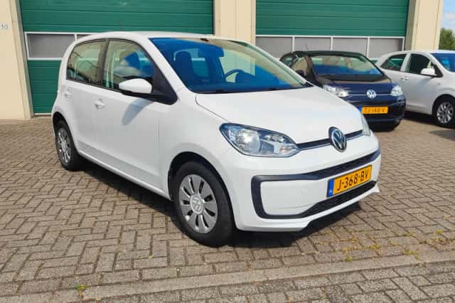 Volkswagen Up! (2020) thumbnail 6