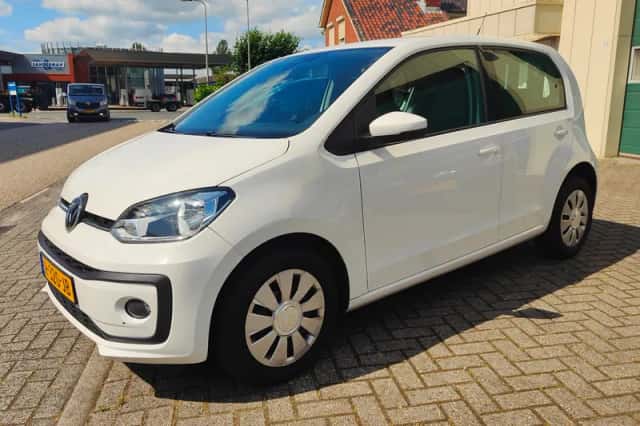 Volkswagen Up! (2019) thumbnail 1