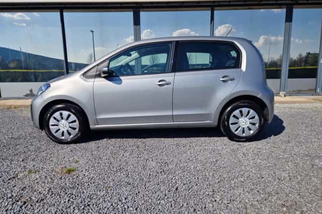 Volkswagen Up! (2023) thumbnail 2