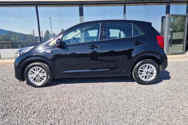 Kia Picanto (2021) thumbnail 2