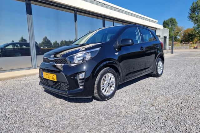 Kia Picanto (2021) thumbnail 3