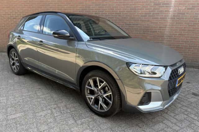 Audi A1 (2021) thumbnail 5