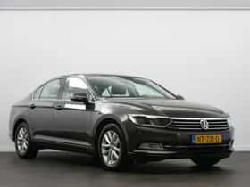 Volkswagen Passat (2017) thumbnail 3