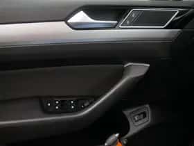 Volkswagen Passat (2017) thumbnail 29