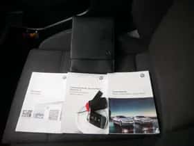 Volkswagen Passat (2017) thumbnail 34